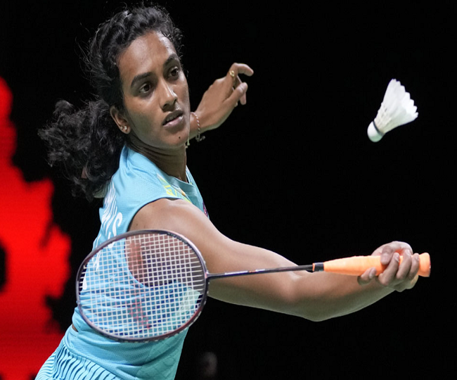 Badminton Rackets इन ब्रैंड के रैकेट से खेलते हैं PV Sindhu और Saina